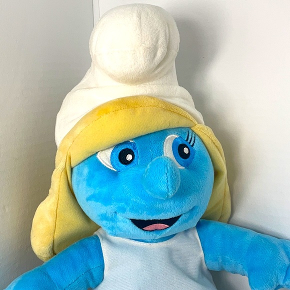 Build A Bear - Smurfette 17 inches - Picture 2 of 6